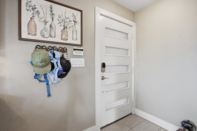 Photo - 1324 May St Unit 214 - 1