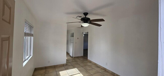 Photo - 1551 E Christy Dr Unit 4