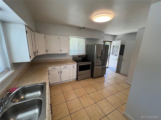 Photo - 947 S Benton St