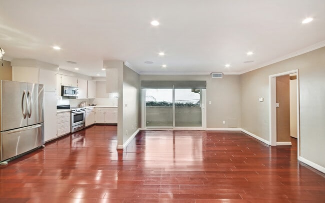 Photo - 1734 N Fuller Ave Unit Regency Terrace