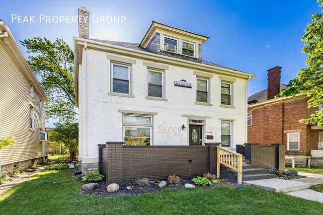 Photo - 1638 N 4th St Apartamento