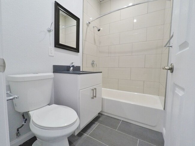 Photo - 610 22nd St