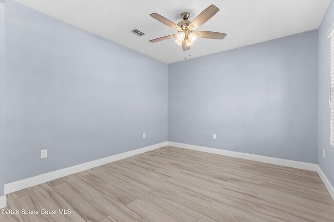 Photo - 402 Moray Dr