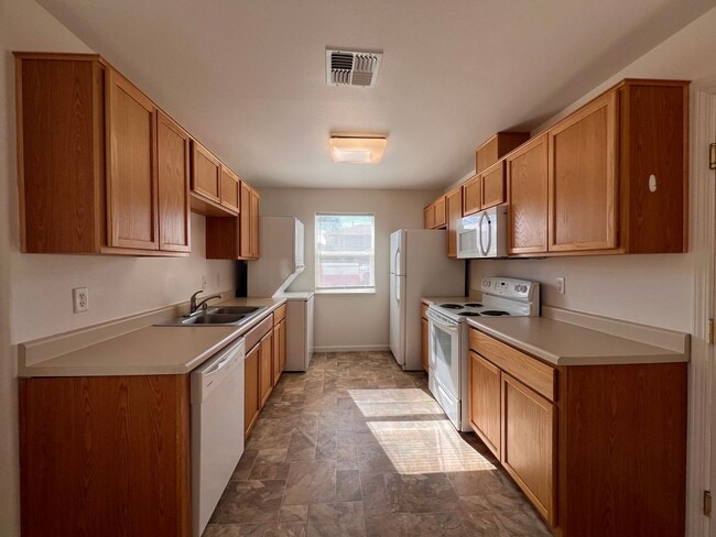 Photo - 725 Starlite Dr Unit D