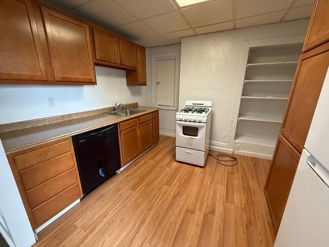 Photo - 1603 Arlington Ave Unit 4