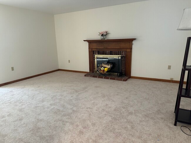 Photo - 23 Lawson Farm Rd