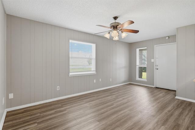 Photo - 128 Meador Ln