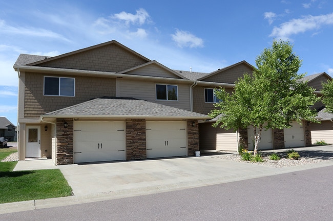 Photo - Platinum Point