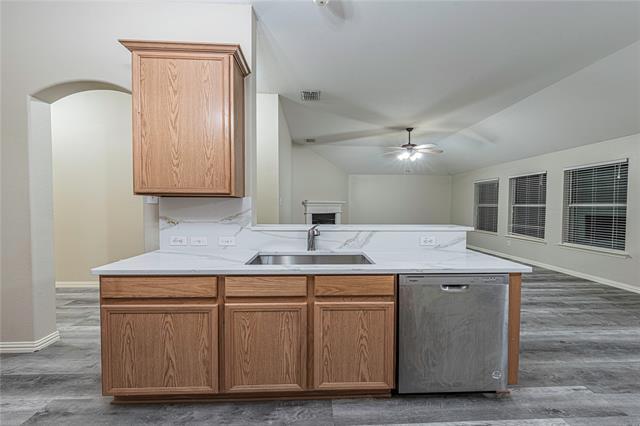 Photo - 414 Tarpan Trail