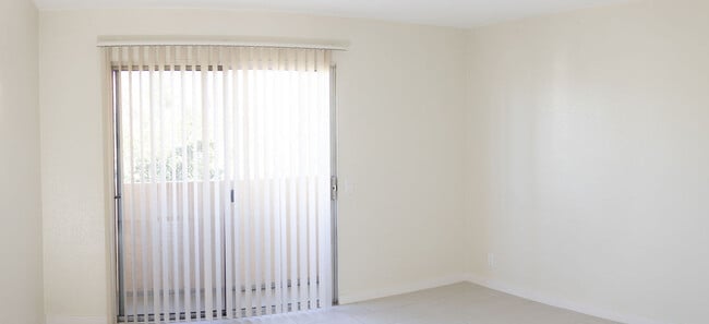 Photo - Astoria Apartments