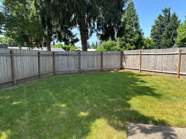 Photo - Beautifully updated 2 bedroom 1 bath duplex in a great neighborhood!