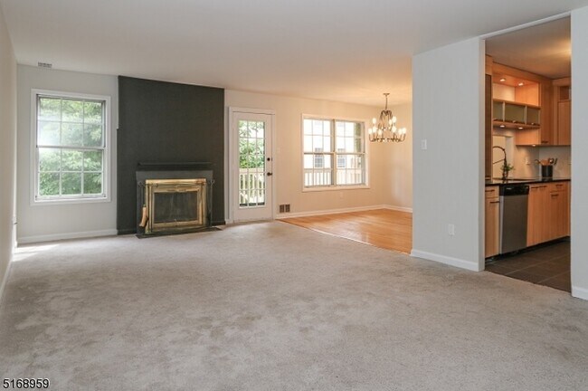 Photo - 29 Timber Dr