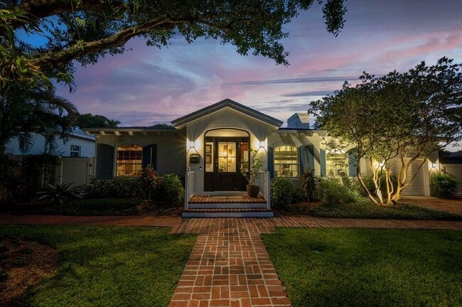 Building Photo - 302 NW 16th St