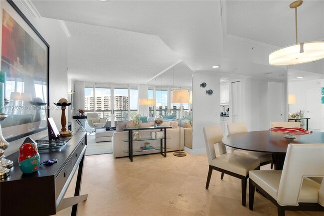 Photo - 21055 Yacht Club Dr Unidad 1504