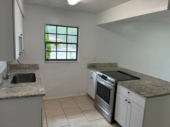 Photo - 2-Bedroom Duplex in North Lakeland