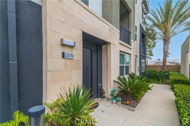 Building Photo - 2276 Synergy Rental