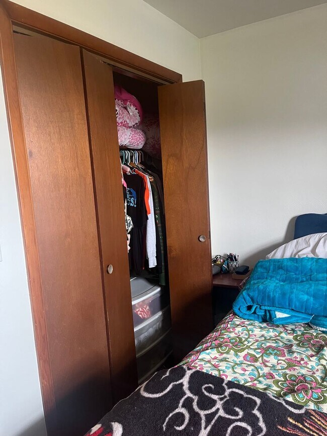 Photo - LINCOLN LANE 126/128 Unit 126