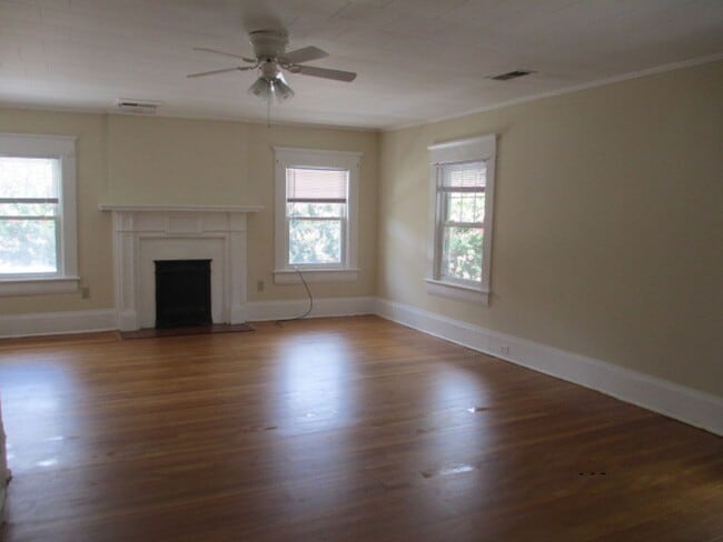Photo - Wonderful 2br 1ba Condo in Five Points! Av...