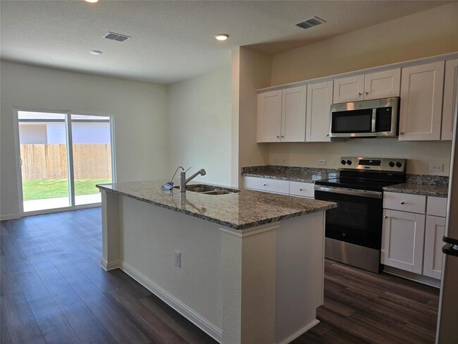 Photo - 201 Rodgers Rd