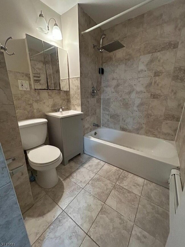 Photo - 184 Walnut St Unit 1