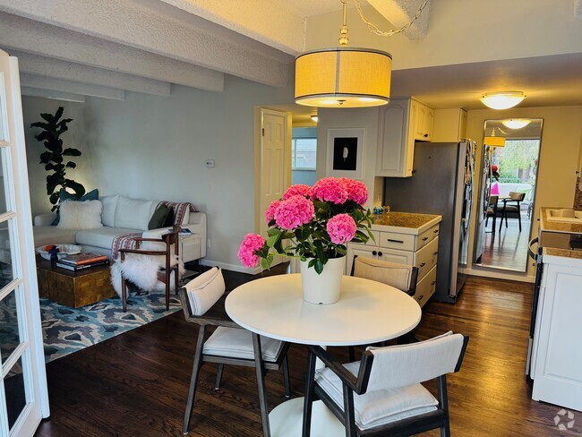 Building Photo - 33 N Corona St Unit 208 Rental