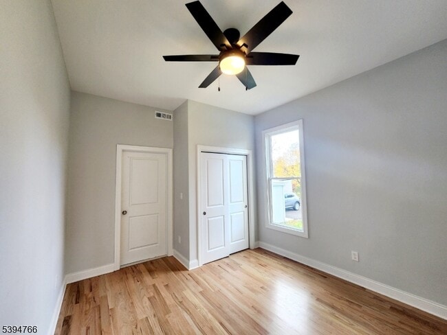 Photo - 24 W Stewart St