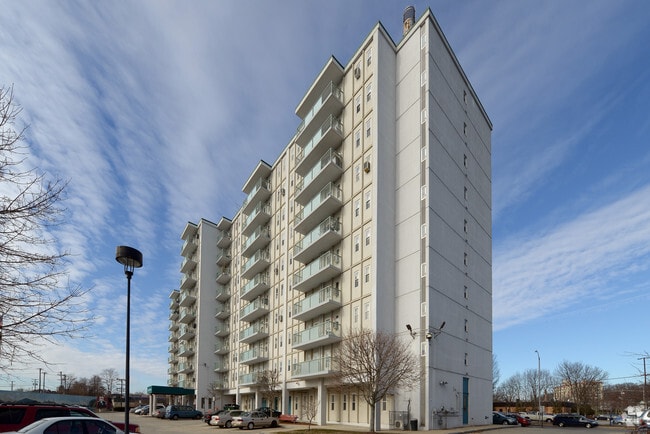 Photo - Kennedy Manor