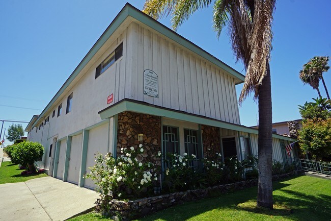 1602 W Lomita Blvd.