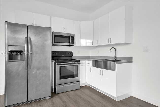 Photo - 402 NW 12th Ave Unit 210