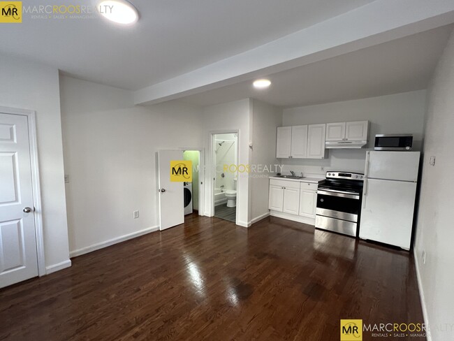 Photo - 269 Bolton St Condo Unit 2A