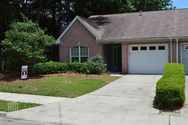 Photo - Beautiful townhome nestled in Killearn Acres