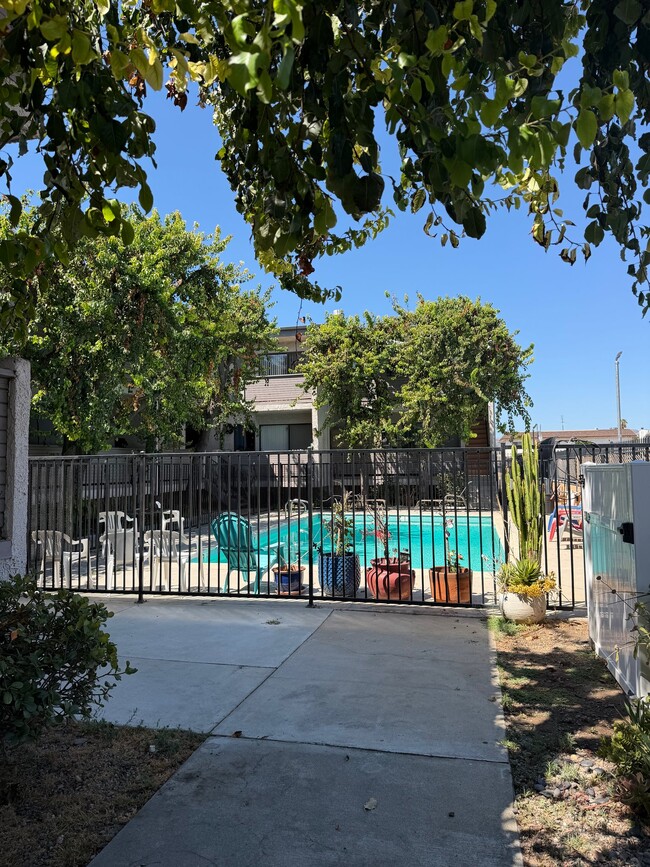 Photo - 8539 De Soto Ave