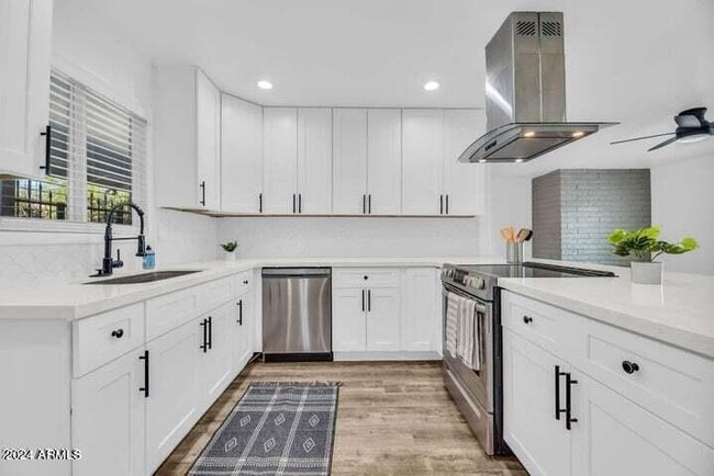 Photo - 1734 E Laguna Dr