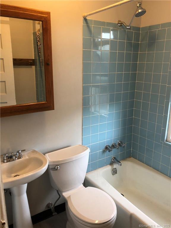 Photo - 19 Oak St Unidad 2