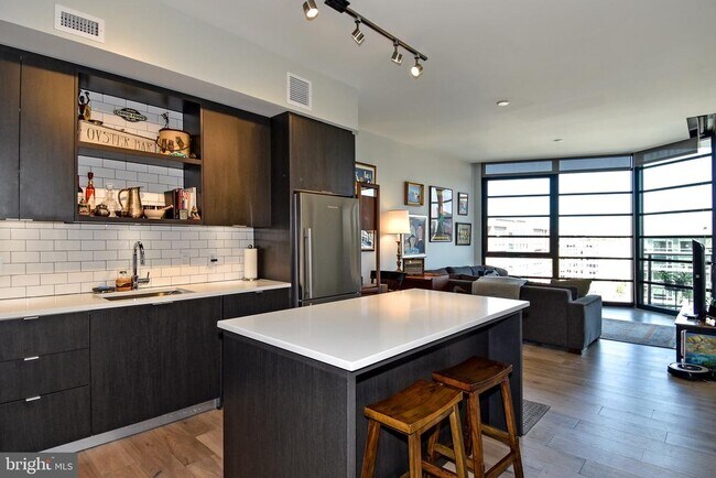 Photo - 1300 4th St SE Unit 1005