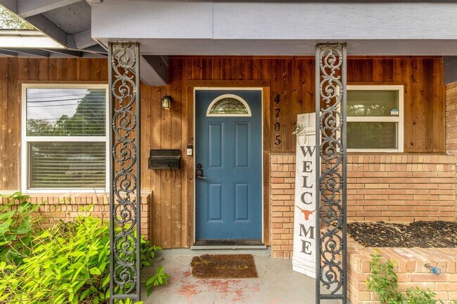 Photo - 4705 Menchaca Rd