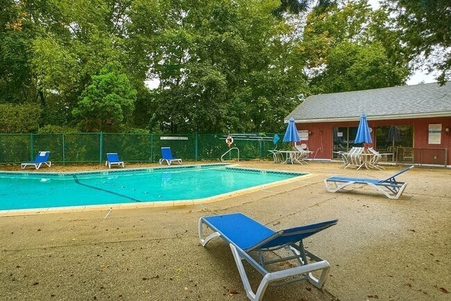 Photo - 78 Walnut St Unit 2L