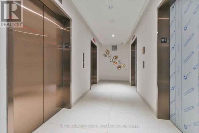 Photo - 1 Fairview Rd E Unit 1913