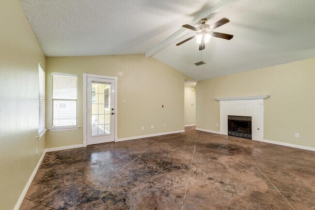 Photo - 12904 Quinn Trail