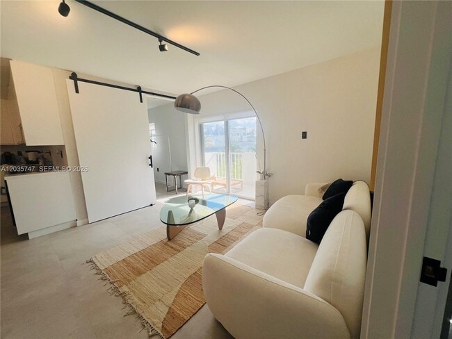 Photo - 240 Collins Ave Unit 4A