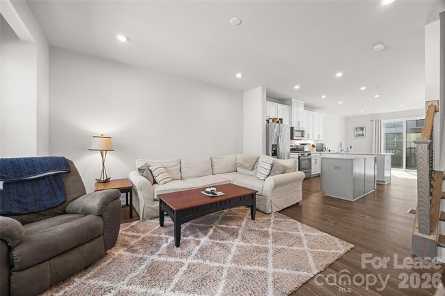 Photo - 424 Music Hall Wy