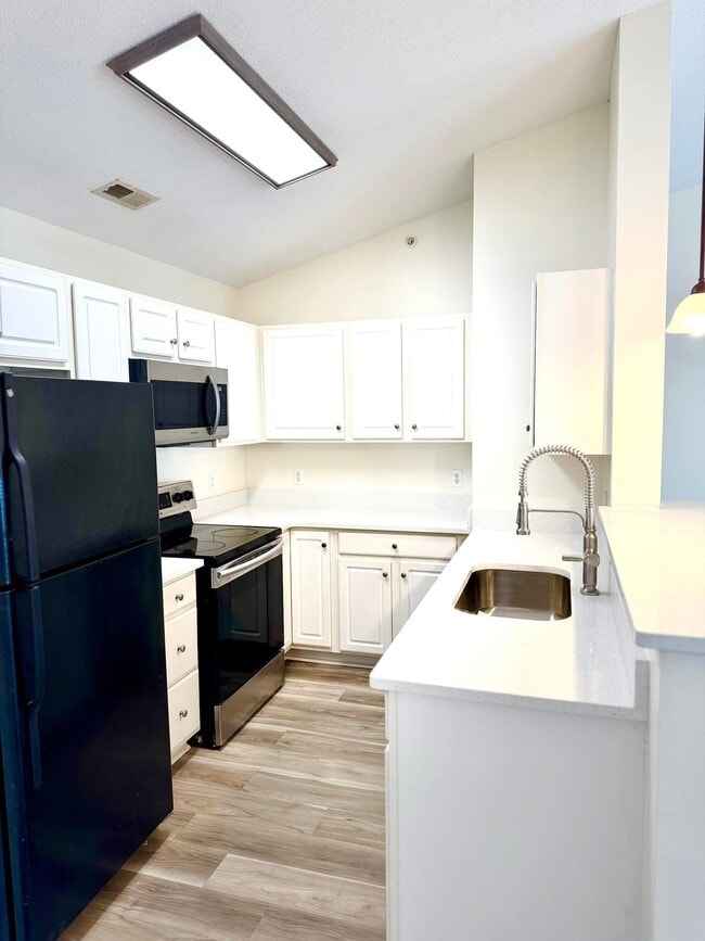 Photo - 3487 Forestdale Dr Unit 1C