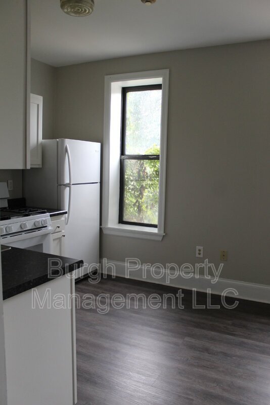 Photo - 1009 Penn Ave Unidad #22