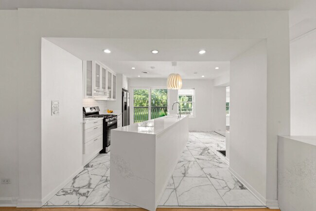 354 Indian Dr