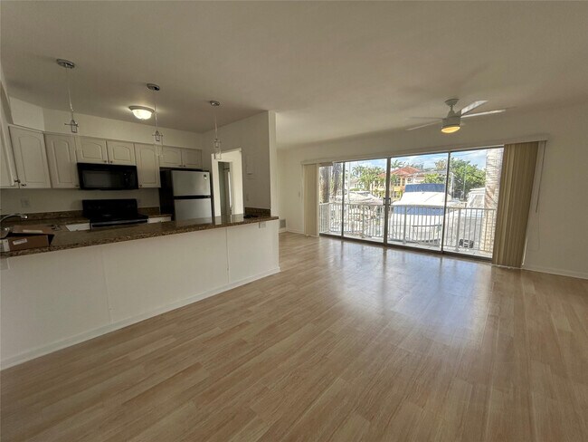Photo - 77 Hendricks Isle Unit 10
