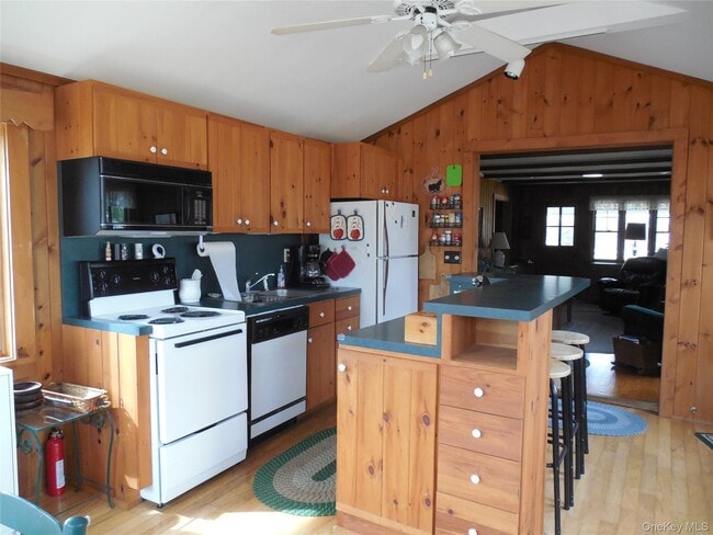 Photo - 1 Whippoorwill Ln