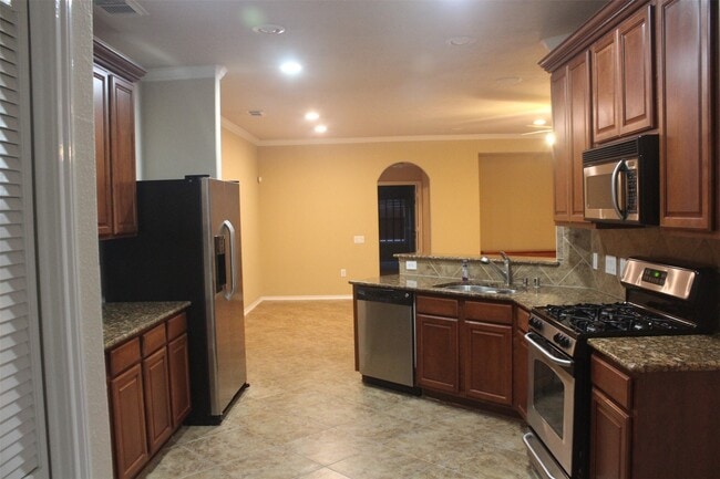 Photo - 111 W Kentwick Pl