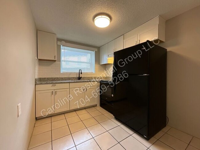 Photo - 259 Jefferson Ct NE