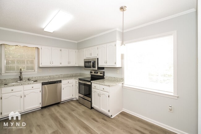 Photo - 6868 Rockbrook Dr