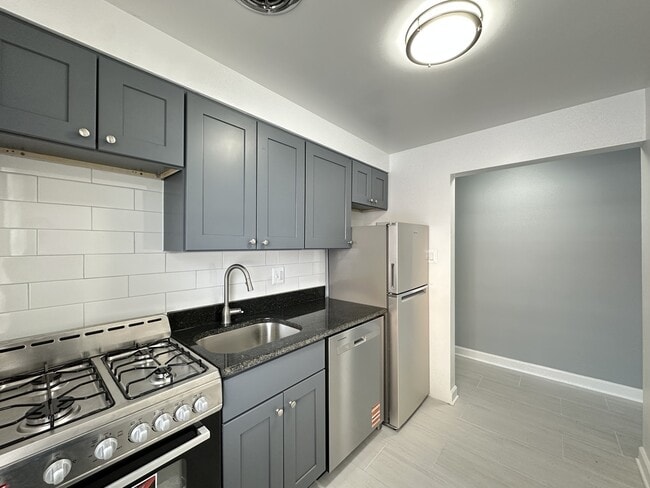 Photo - 6715 N California Ave Unit NG